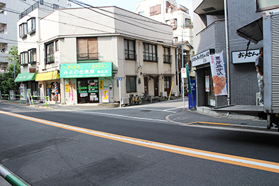 JR駒込駅東口からのルート